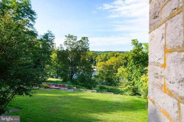 $1,250,000 | 3596 River Road, Lumberville, PA 18933