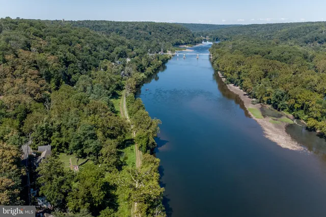 $1,250,000 | 3596 River Road, Lumberville, PA 18933