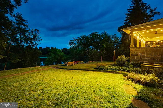 $1,250,000 | 3596 River Road, Lumberville, PA 18933