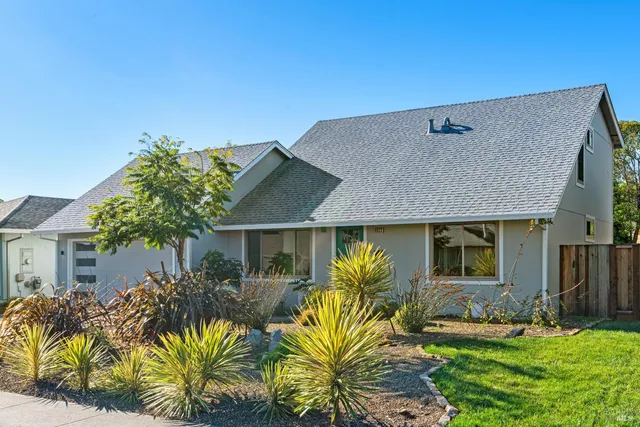 $810,000 | 8633 Lancaster Drive, Rohnert Park, CA 94928