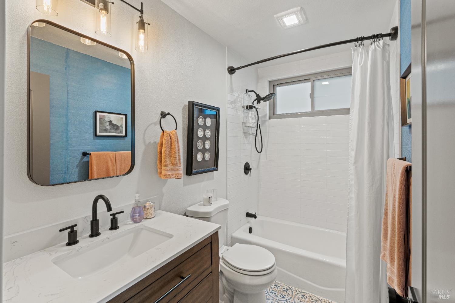 8633 Lancaster Drive Rohnert Park, CA 94928 - Photo 3 of 66 a bathroom with a sink toilet tub and shower