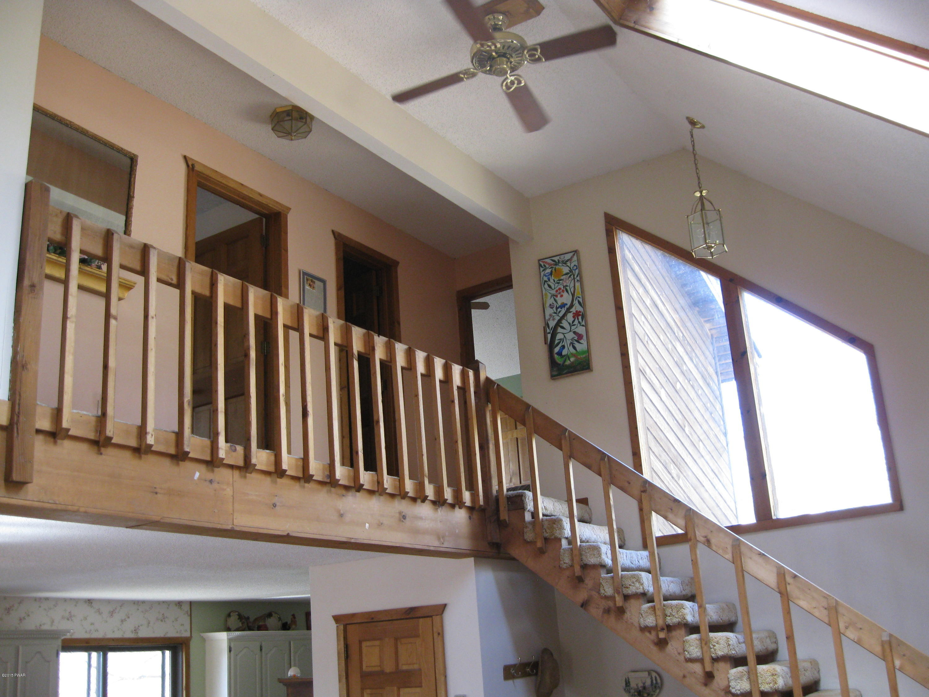 462 Log Tavern Road Milford, PA 18337 - Photo 23 of 37 Gallery Image 23
