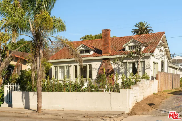 $2,649,000 | 818 Palms Boulevard, Venice, CA 90291