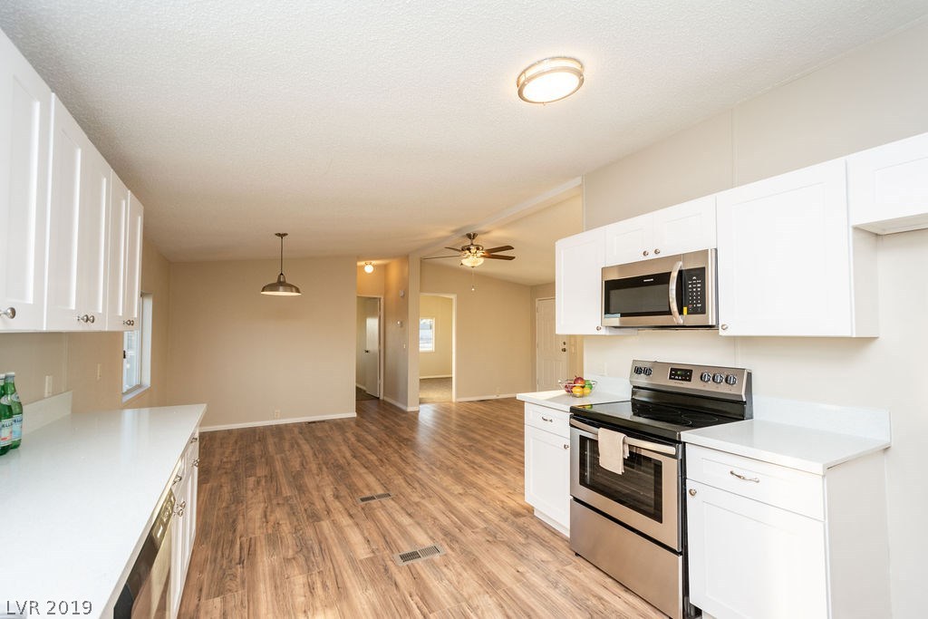 2281 West Quail Run Road Pahrump, NV 89060 - Photo 11 of 30 Gallery Image 11