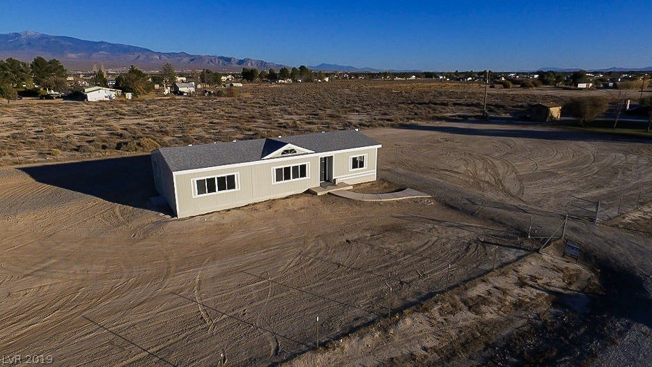 2281 West Quail Run Road Pahrump, NV 89060 - Photo 3 of 30 Gallery Image 3