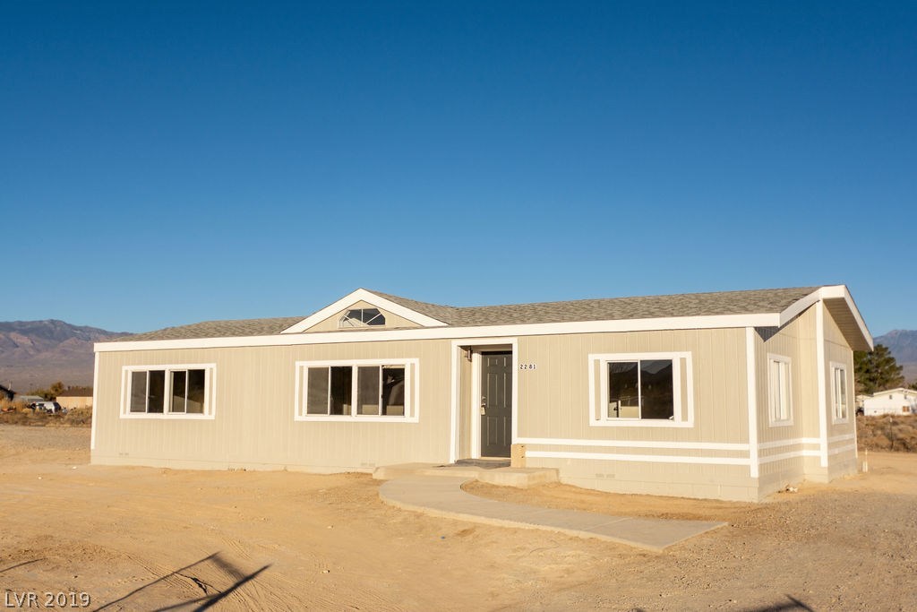 2281 West Quail Run Road Pahrump, NV 89060 - Photo 5 of 30 Gallery Image 5