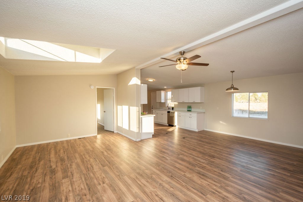 2281 West Quail Run Road Pahrump, NV 89060 - Photo 6 of 30 Gallery Image 6