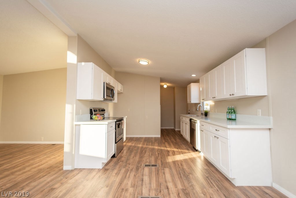 2281 West Quail Run Road Pahrump, NV 89060 - Photo 9 of 30 Gallery Image 9