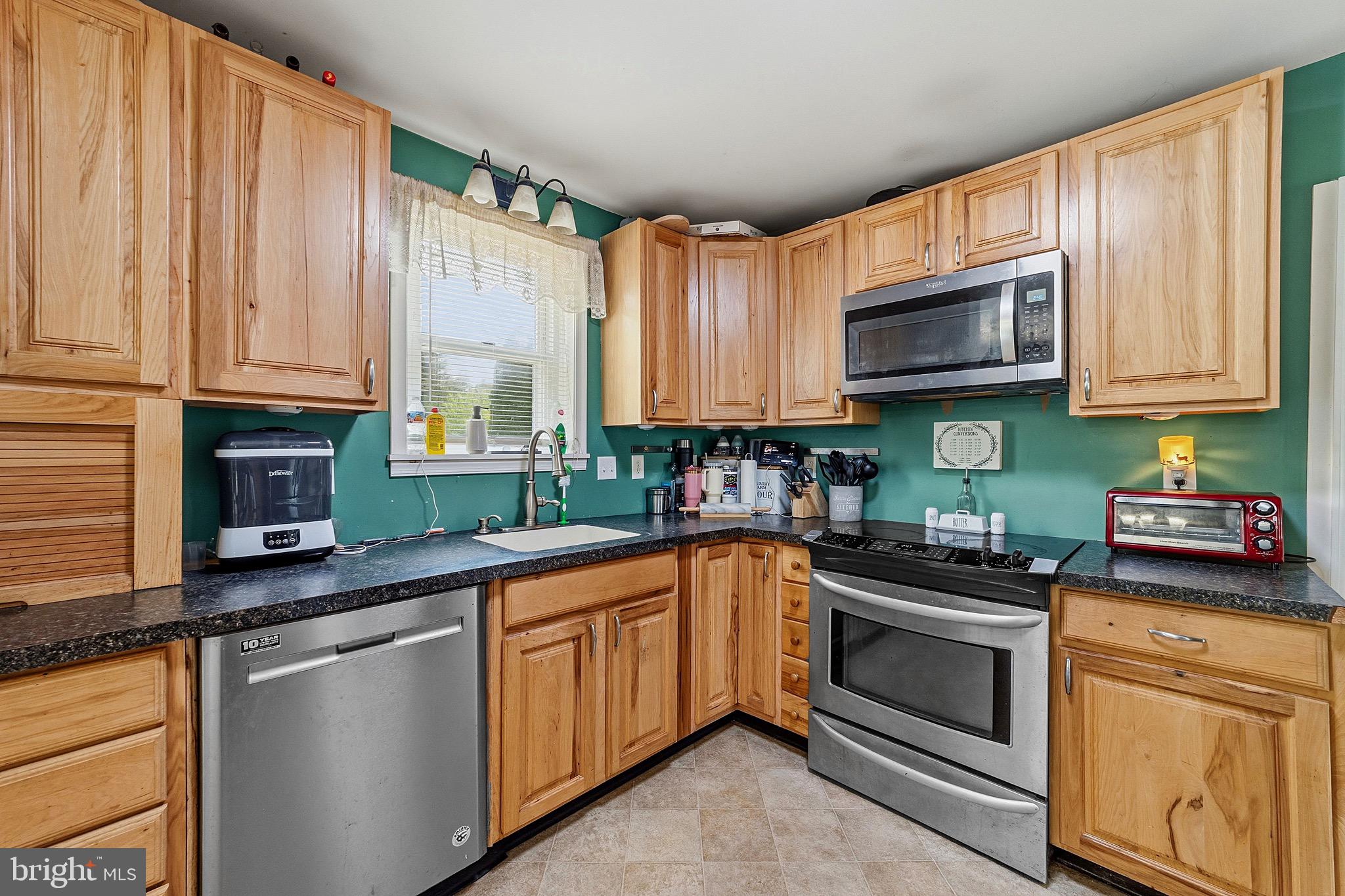 178 Cook Avenue Salem, NJ 08079 - Photo 2 of 27