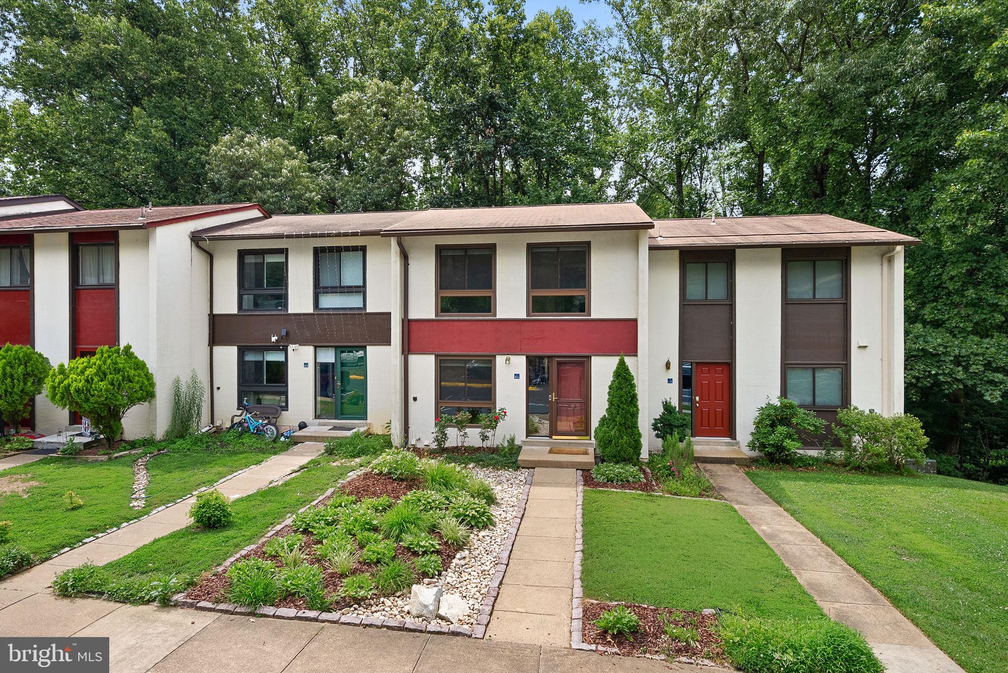 11986 Barrel Cooper Court Reston, VA 20191 - Photo 3 of 45