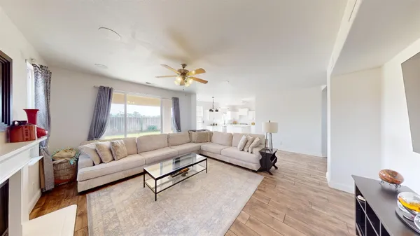 $724,900 | 1051 North Coventry Avenue, Clovis, CA 93611