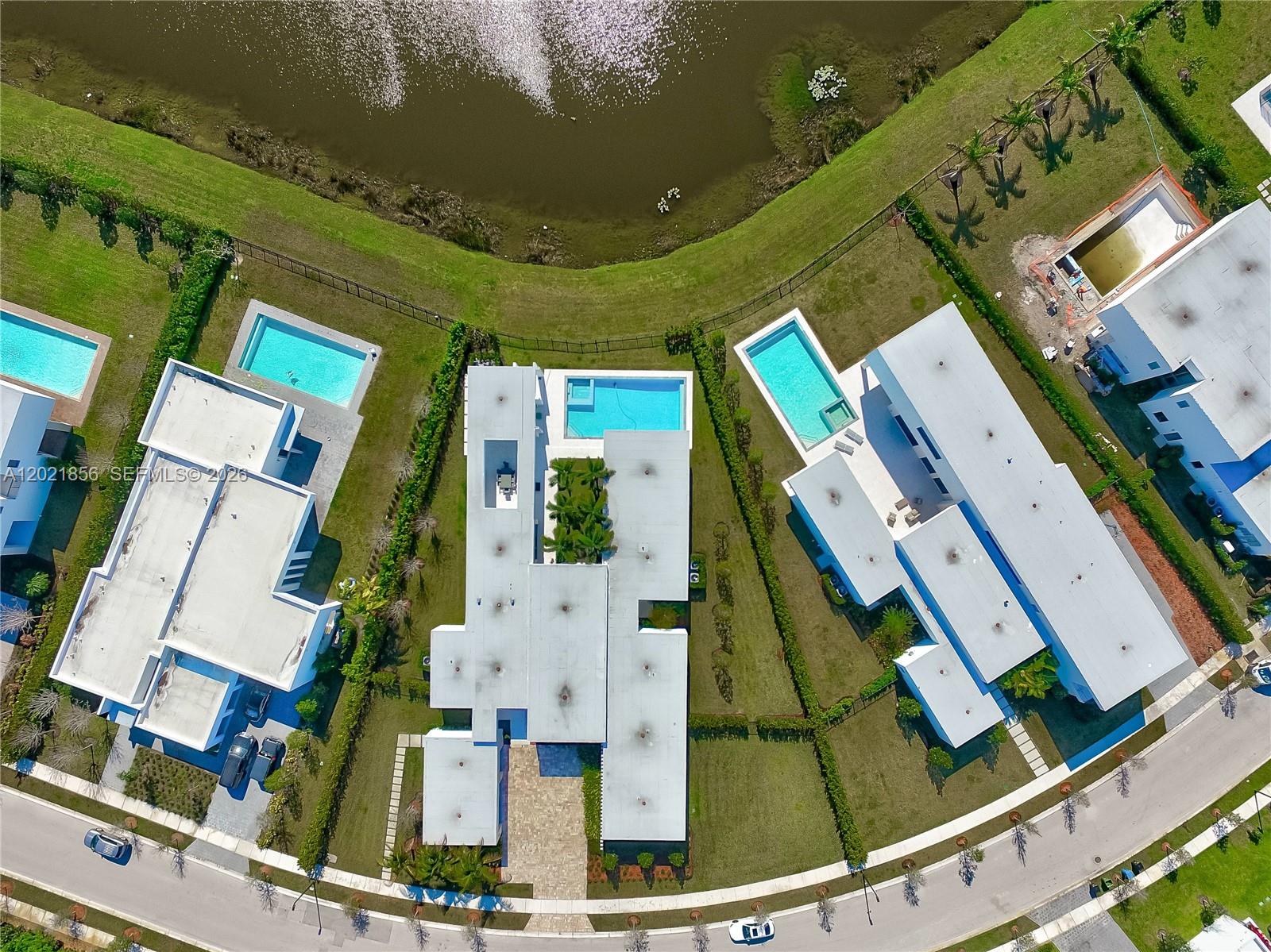 16600 Sunset Way Weston, FL 33326 - Photo 71 of 80