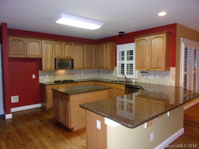 634 Andover Lane Tega Cay, SC 29708 - Photo 5 of 35