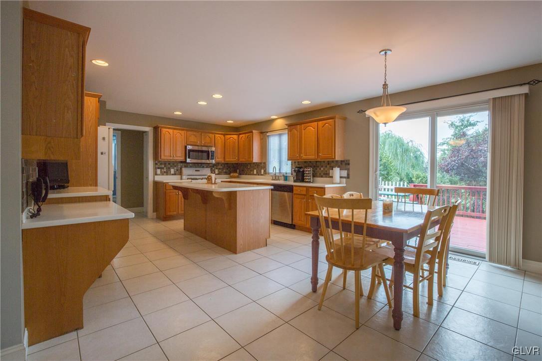 1052 Ricky Ridge Court Orefield, PA 18069 - Photo 18 of 49 Gallery Image 18