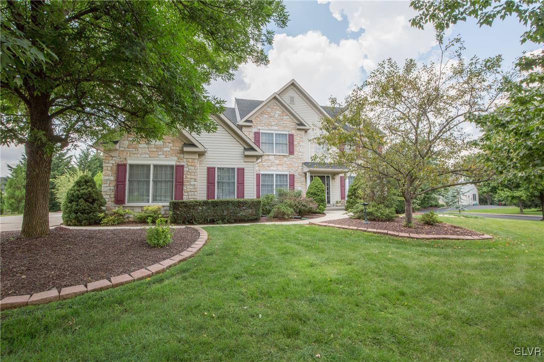 1052 Ricky Ridge Court Orefield, PA 18069 - Photo 2 of 49 Gallery Image 2