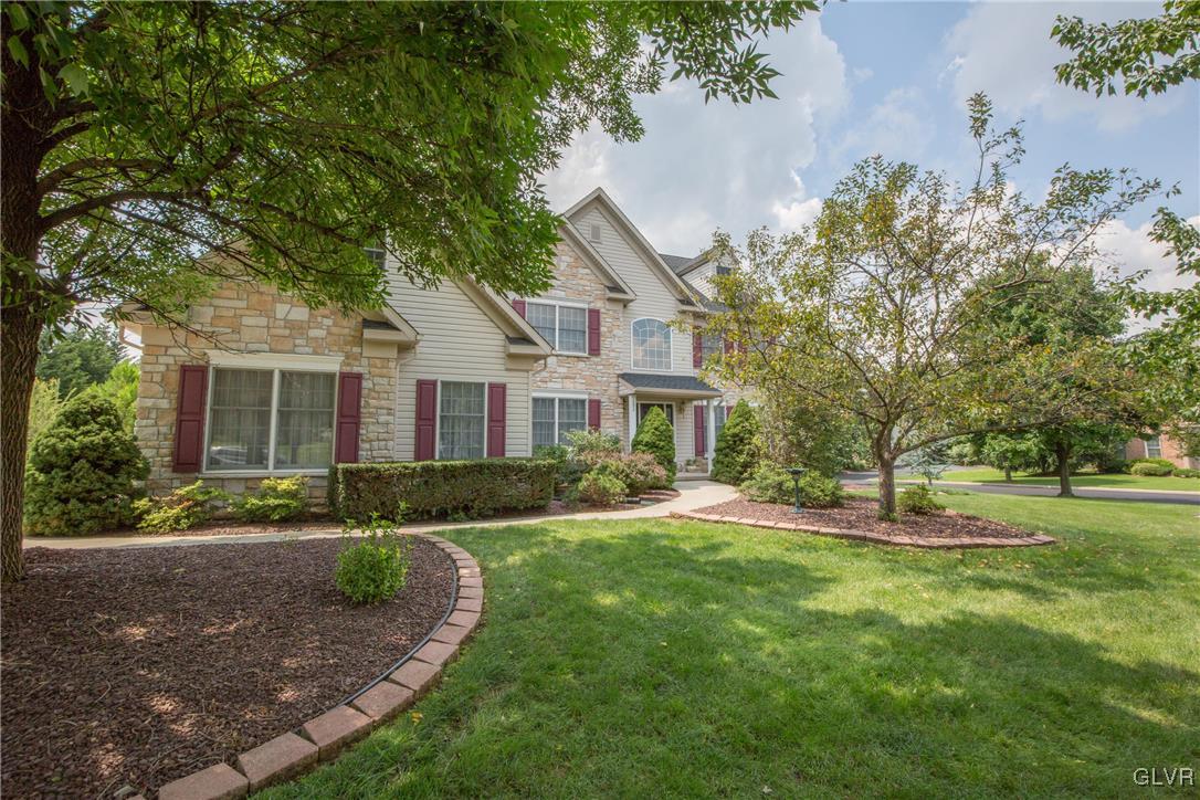1052 Ricky Ridge Court Orefield, PA 18069 - Photo 4 of 49 Gallery Image 4