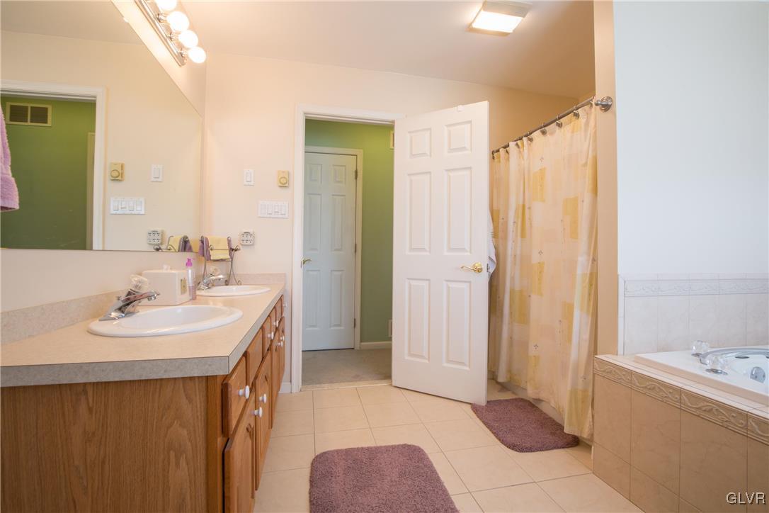 1052 Ricky Ridge Court Orefield, PA 18069 - Photo 44 of 49 Gallery Image 44