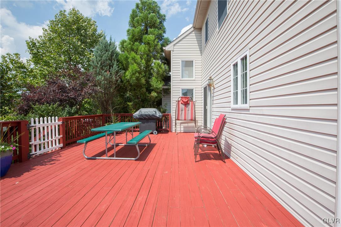 1052 Ricky Ridge Court Orefield, PA 18069 - Photo 7 of 49 Gallery Image 7