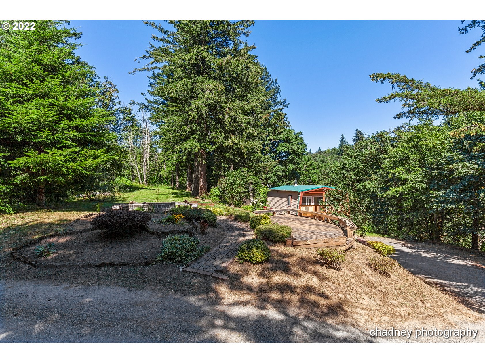 39058 East Knieriem Road Corbett, OR 97019 - Photo 2 of 32