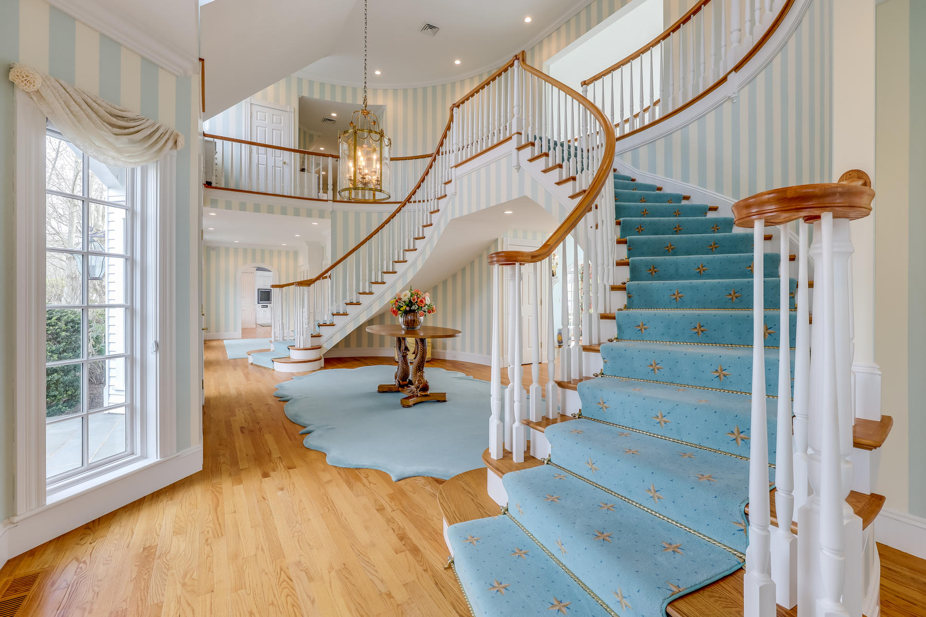 60 Harbor Road Harwich Port, MA 02646 - Photo 29 of 47 Staircase