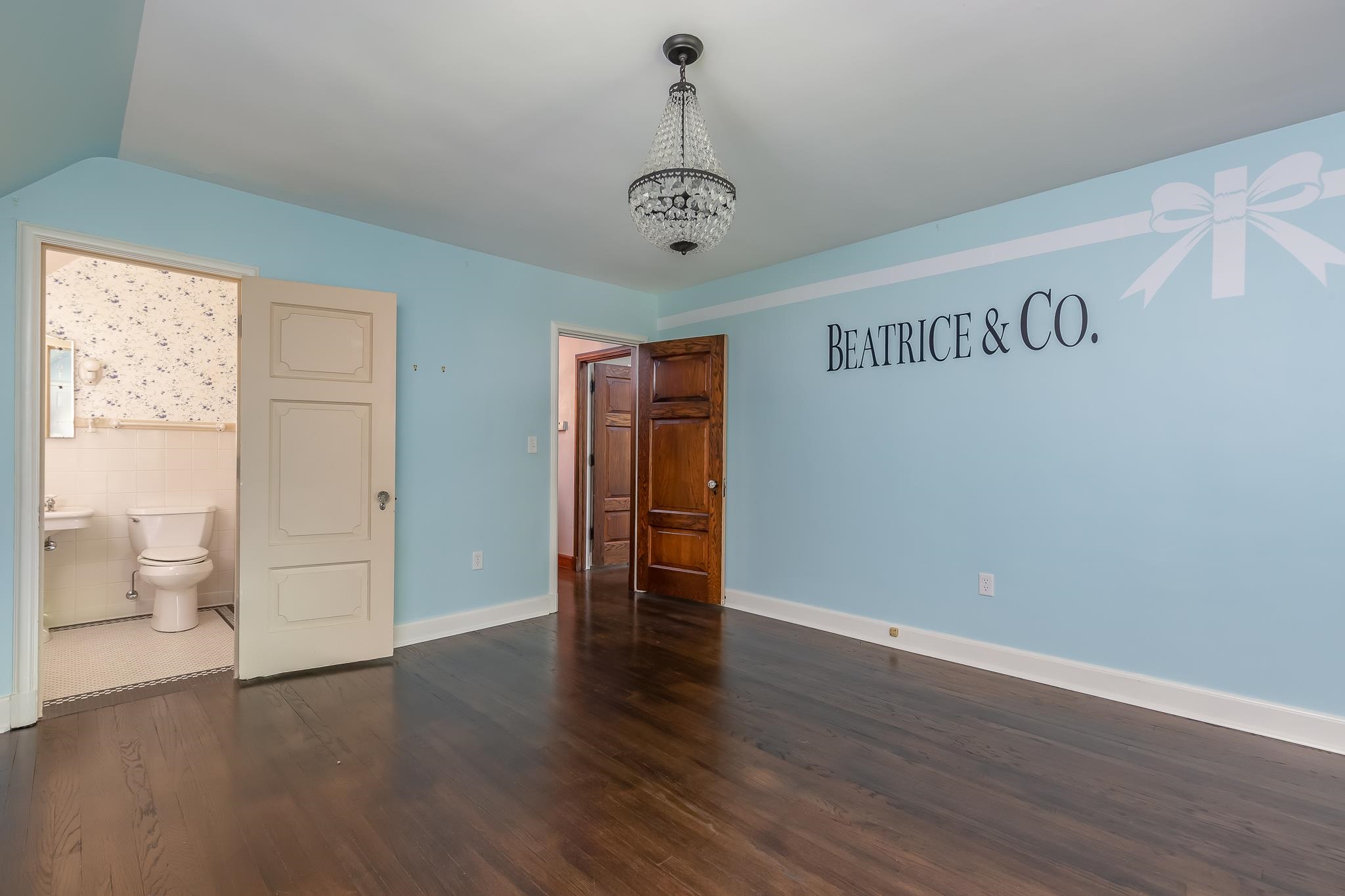 133 Forest Road Davenport, IA 52803 - Photo 15 of 31 Gallery Image 15