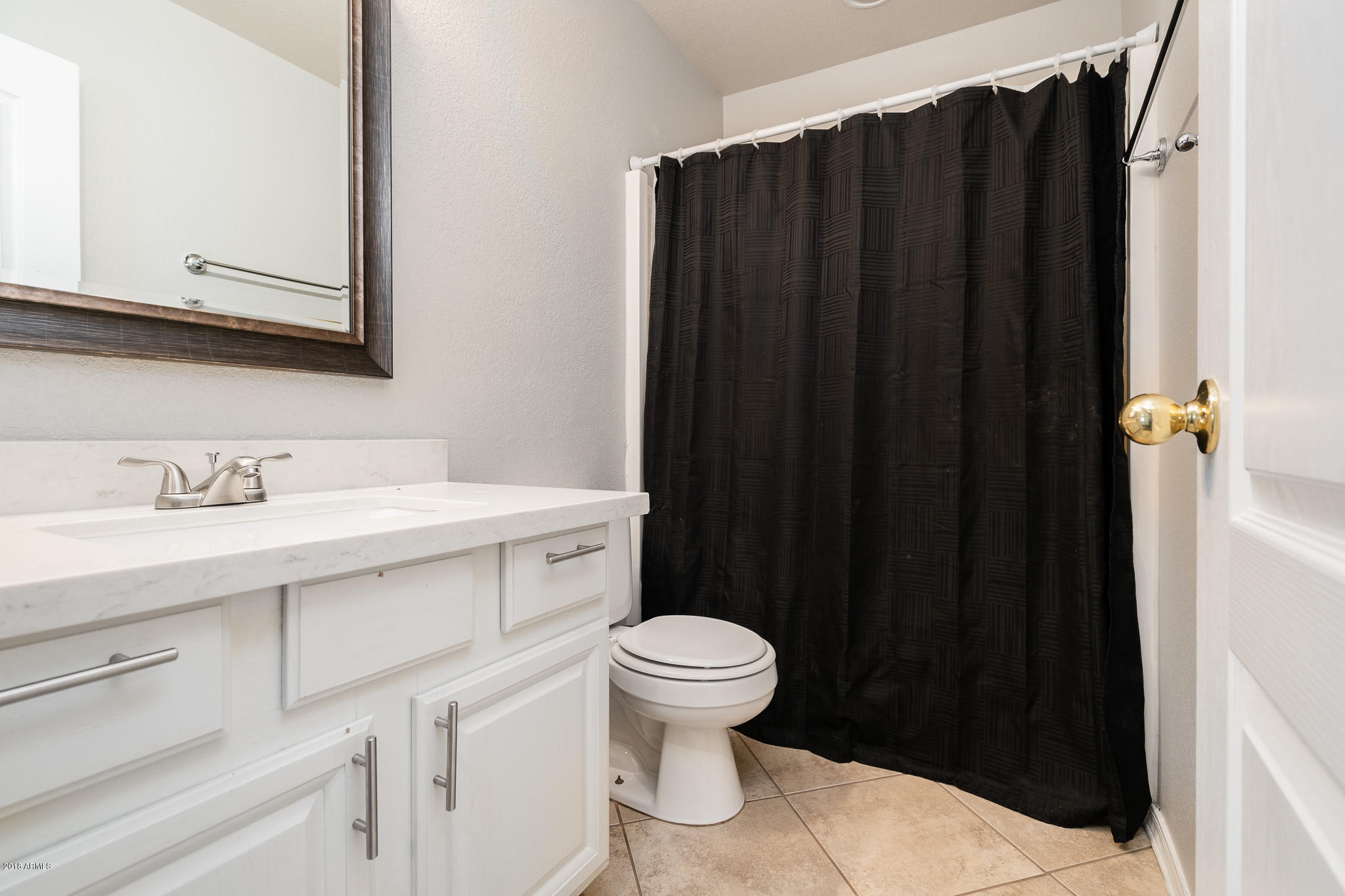 1311 West Escuda Road Phoenix, AZ 85027 - Photo 26 of 30 27_Upstairs-Bathroom