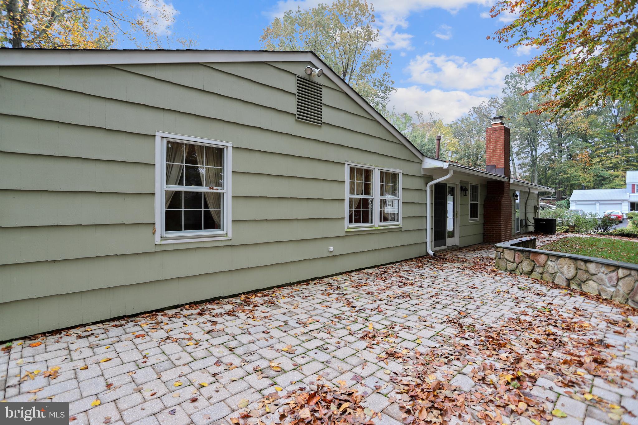 1791 Roxboro Place Crofton, MD 21114 - Photo 35 of 37 Room For Everyone to Gather
