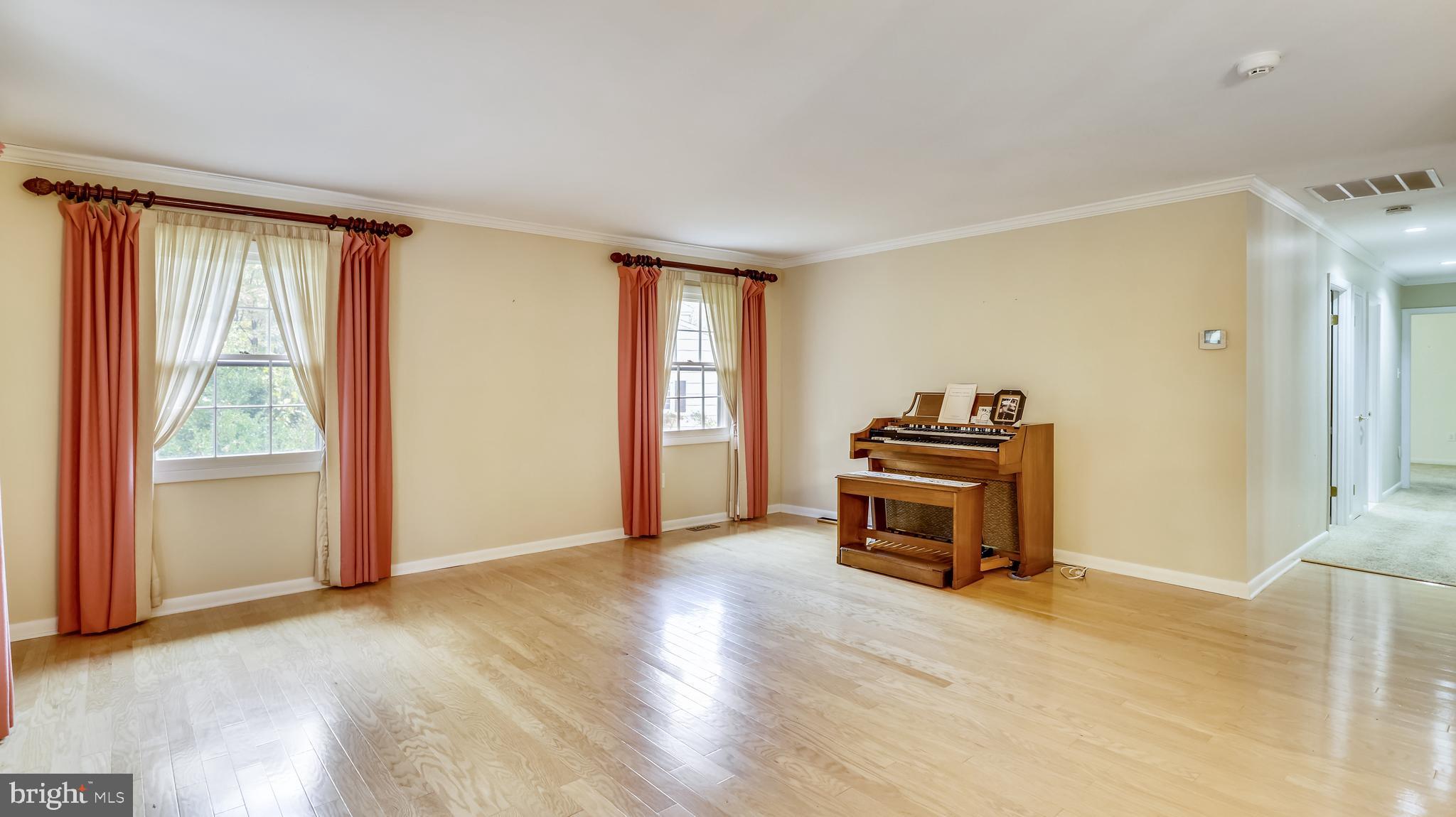 1791 Roxboro Place Crofton, MD 21114 - Photo 7 of 37 Wonderful Wood floors