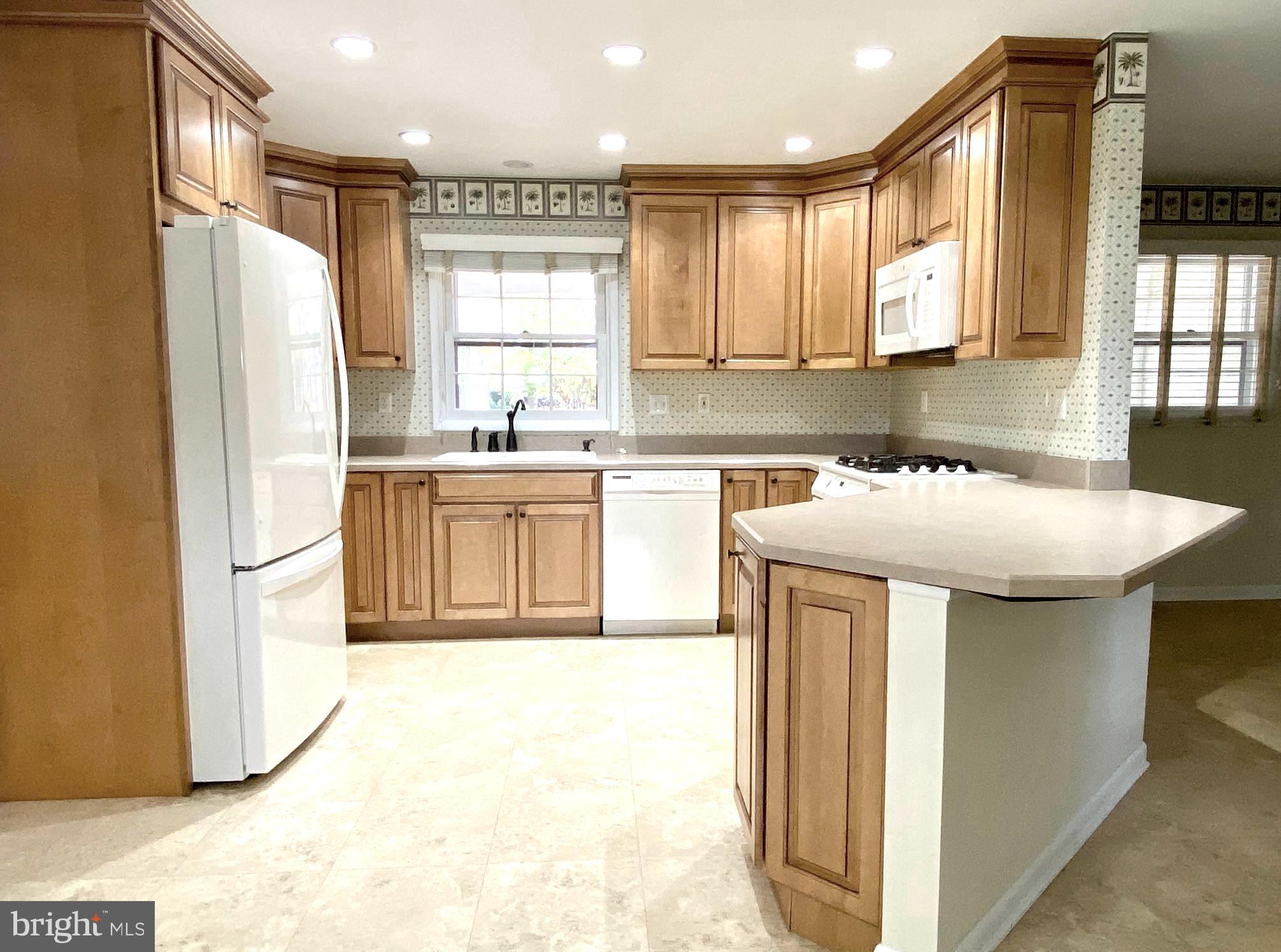 1791 Roxboro Place Crofton, MD 21114 - Photo 10 of 37 Kitchen w/Recessed Lighting