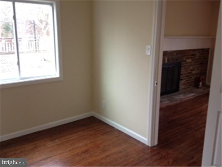 132 Dorchester Road Mount Laurel, NJ 08054 - Photo 7 of 14 Den