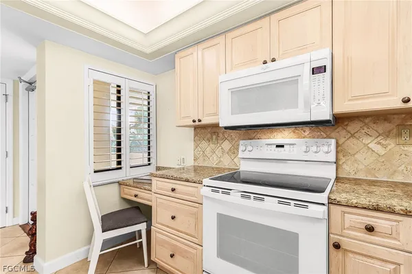 $650,000 | 6660 Estero Boulevard, Unit 303, Fort Myers Beach, FL 33931