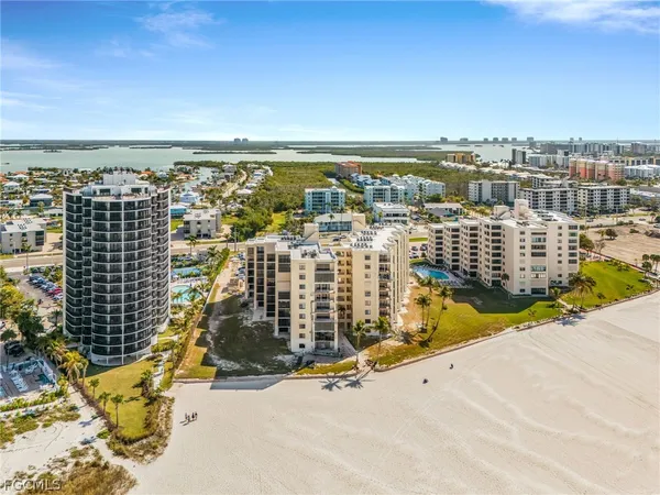 $650,000 | 6660 Estero Boulevard, Unit 303, Fort Myers Beach, FL 33931