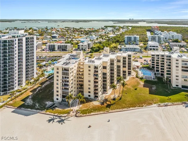 $650,000 | 6660 Estero Boulevard, Unit 303, Fort Myers Beach, FL 33931