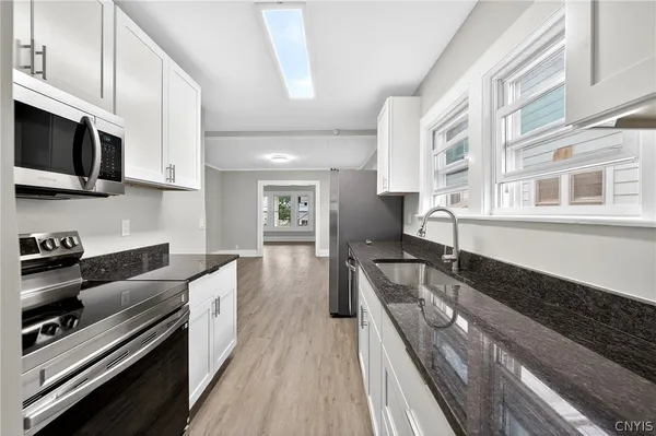 $2,500 | 111 Maplehurst Avenue, Syracuse, NY 13208