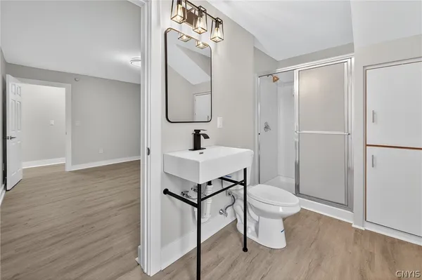 $2,500 | 111 Maplehurst Avenue, Syracuse, NY 13208