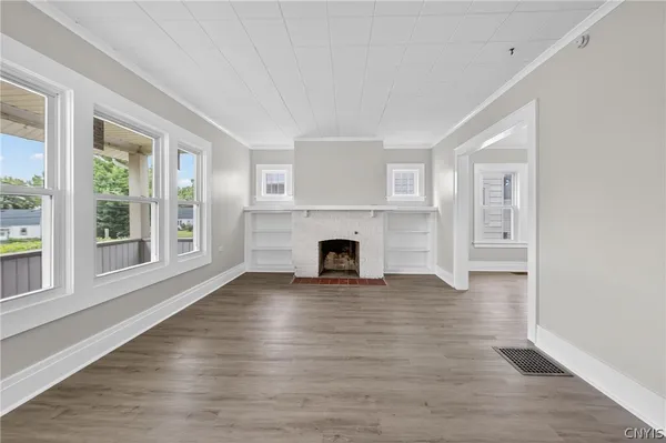 $2,500 | 111 Maplehurst Avenue, Syracuse, NY 13208