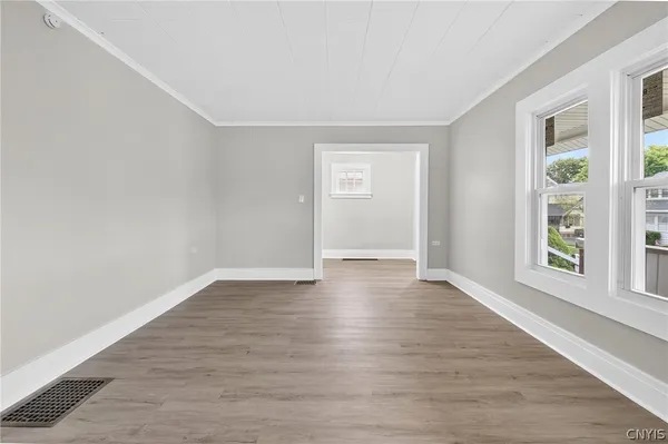 $2,500 | 111 Maplehurst Avenue, Syracuse, NY 13208