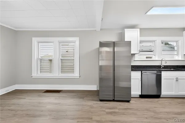 $2,500 | 111 Maplehurst Avenue, Syracuse, NY 13208