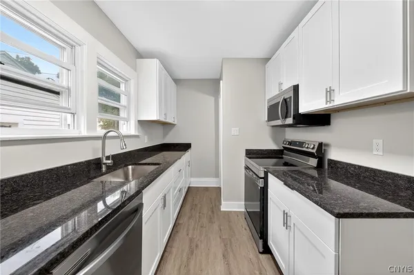 $2,500 | 111 Maplehurst Avenue, Syracuse, NY 13208