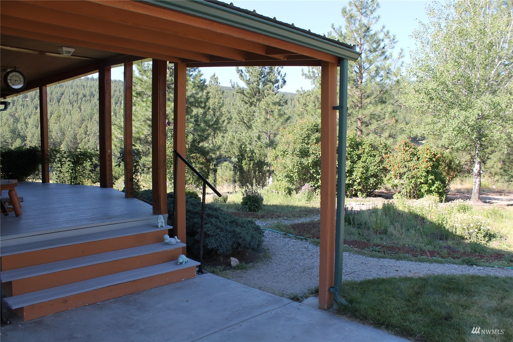 32 Sourdough Road East Tonasket, WA 98855 - Photo 4 of 40 Gallery Image 4