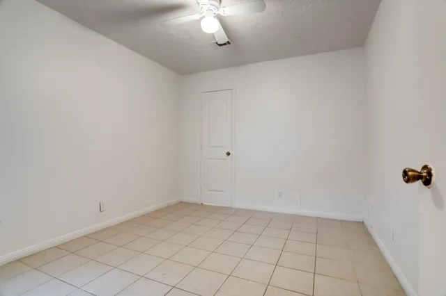 $1,398 | 2503 Washington Street, Pearland, TX 77581