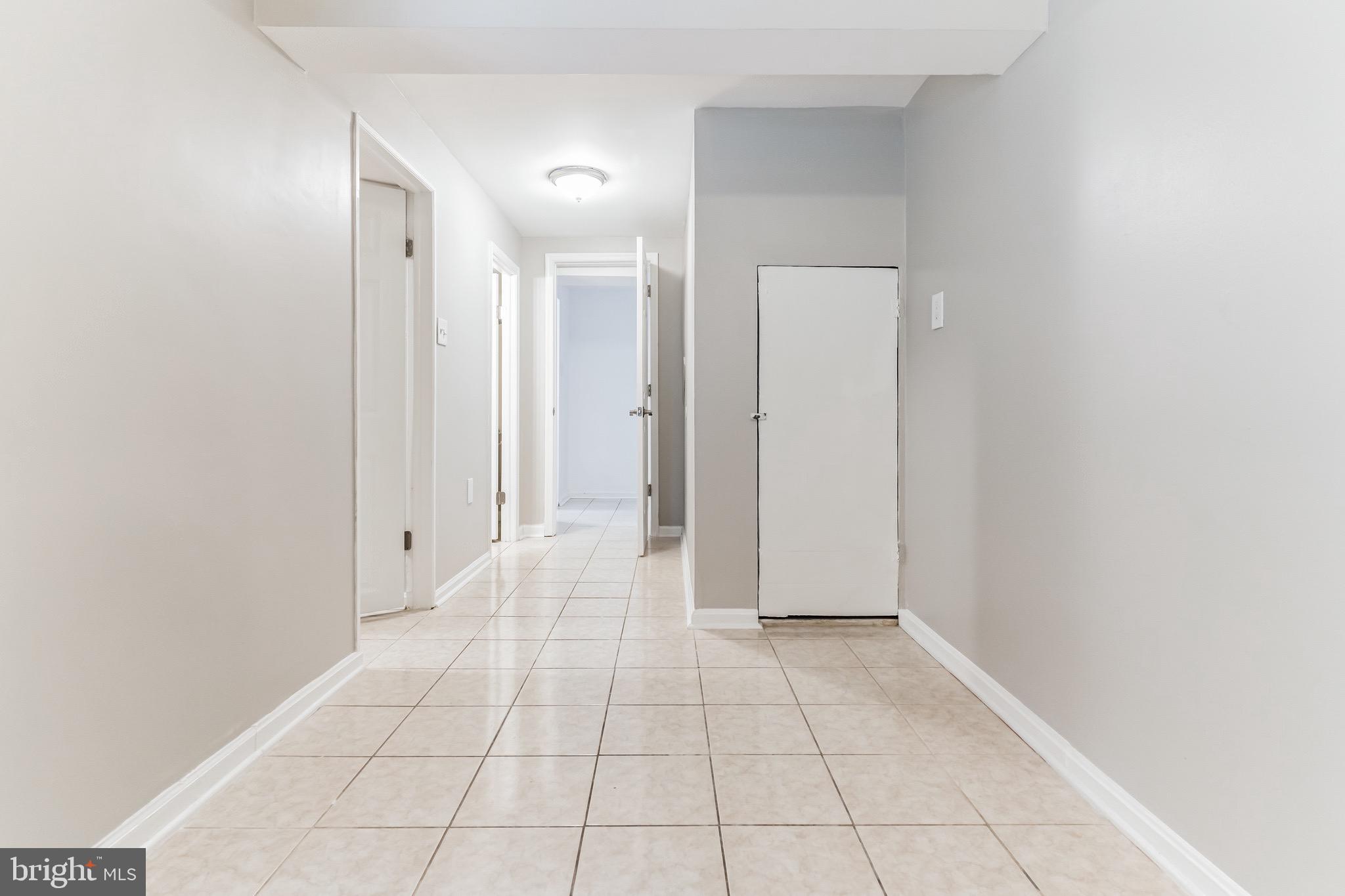 6407 Blarney Stone Court Springfield, VA 22152 - Photo 13 of 20 Gallery Image 13