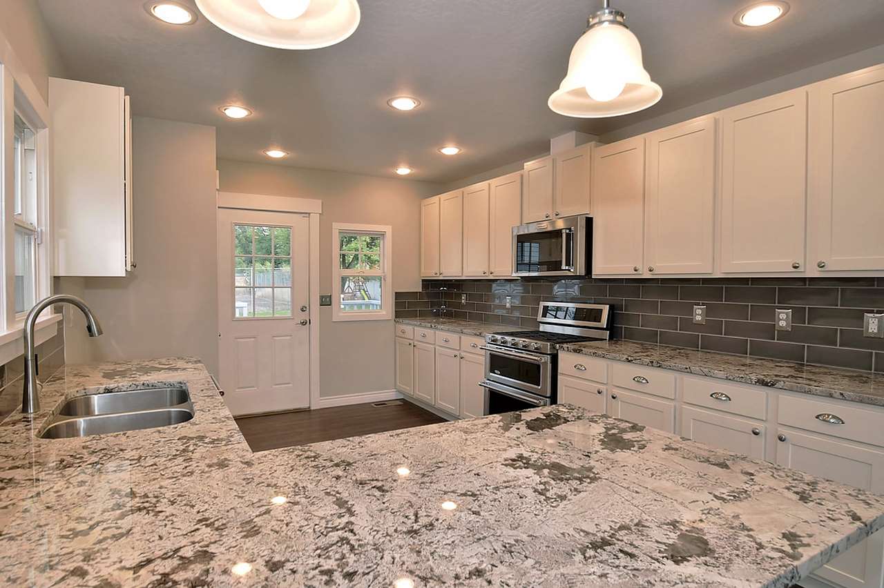 1315 South Pierce Road Spokane, WA 99206 - Photo 4 of 20 Gallery Image 4