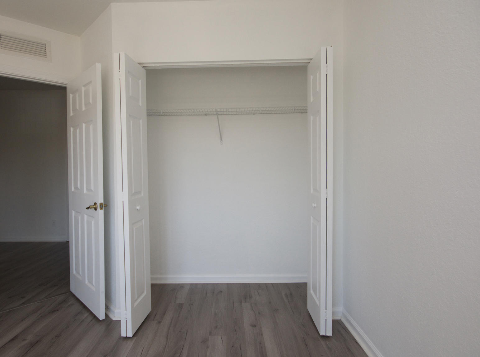 2028 Oakhurst Way Riviera Beach, FL 33404 - Photo 13 of 22 DSC_7782