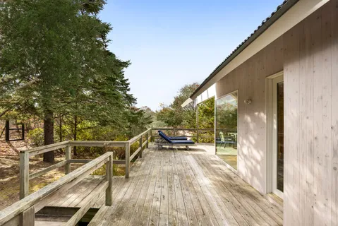 $3,750,000 | 50 Mako Lane, Amagansett, NY 11930