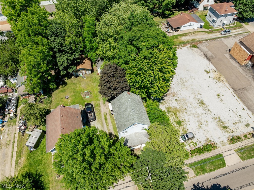 1223 West Wilbeth Road Akron, OH 44314 - Photo 10 of 13