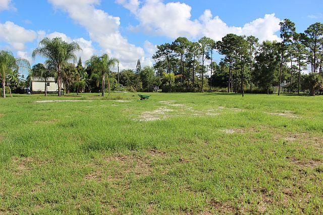 12666 N Road Loxahatchee, FL 33470 - Photo 9 of 10 back of property