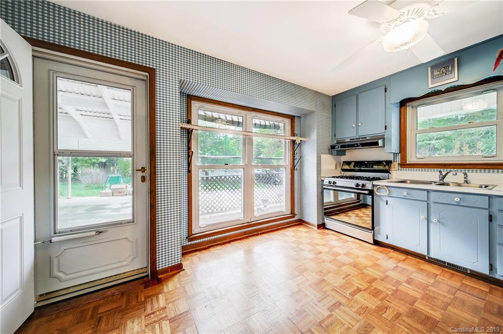13015 Hamilton Road Charlotte, NC 28273 - Photo 3 of 22 Gallery Image 3