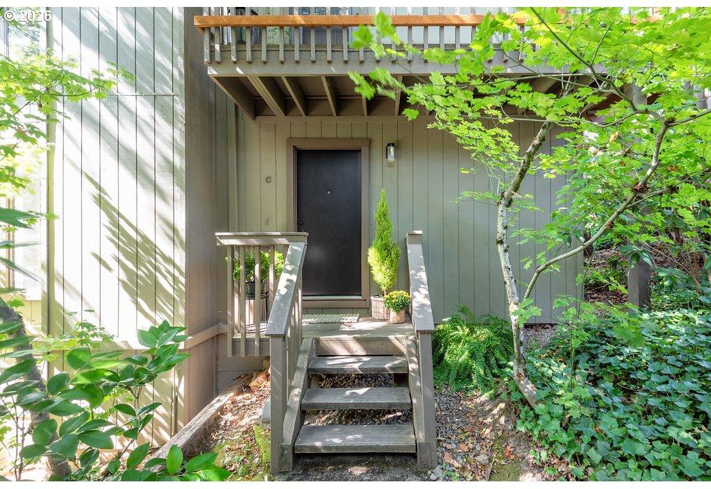 7542 Southwest Barnes Road, Unit C Portland, OR 97225 - Photo 2 of 23 Gallery Image 2