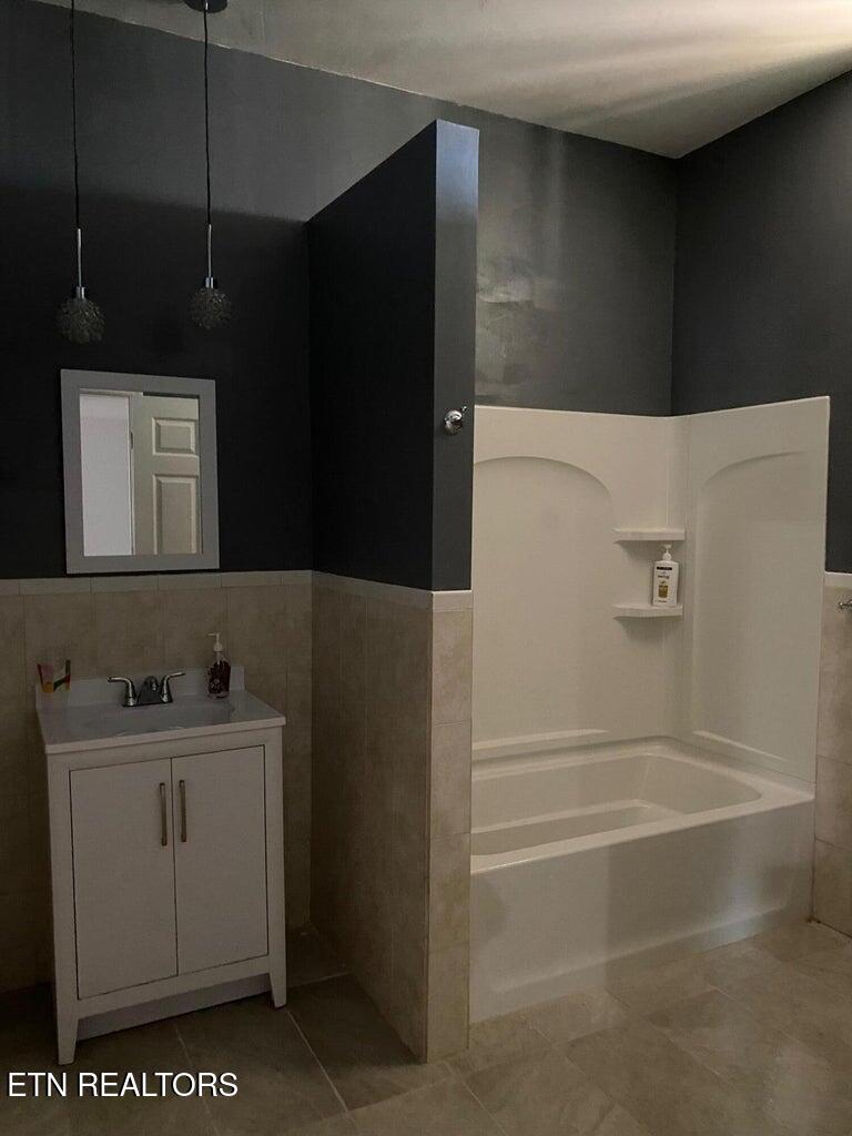 1581 Romary Road Dandridge, TN 37725 - Photo 15 of 19 RM25